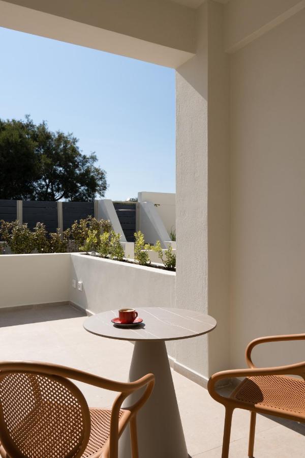 Acanthus Oia-Private Jacuzzi Suites Dış mekan fotoğraf